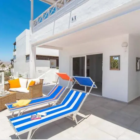Arcelia Villa